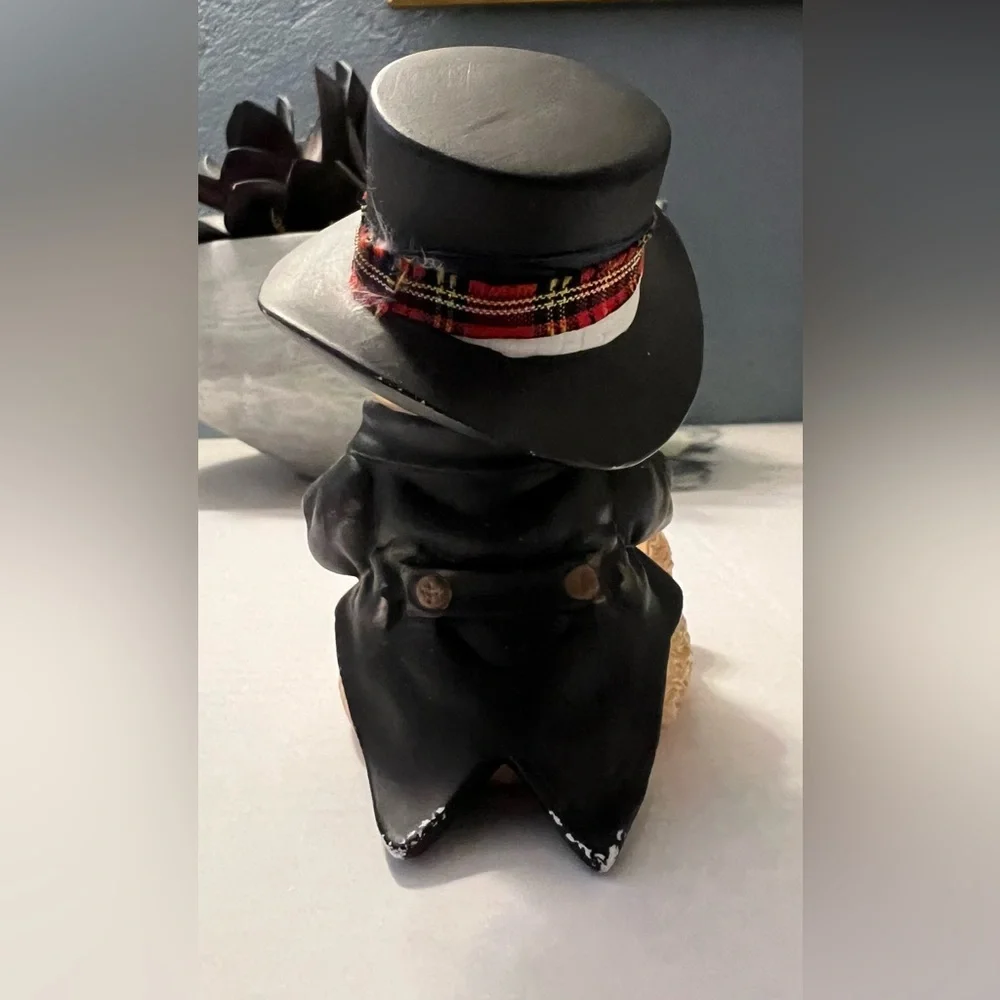 VTG Chapeau Noelle Series From Enesco “Cameron” The Groom Porcelain Figurine